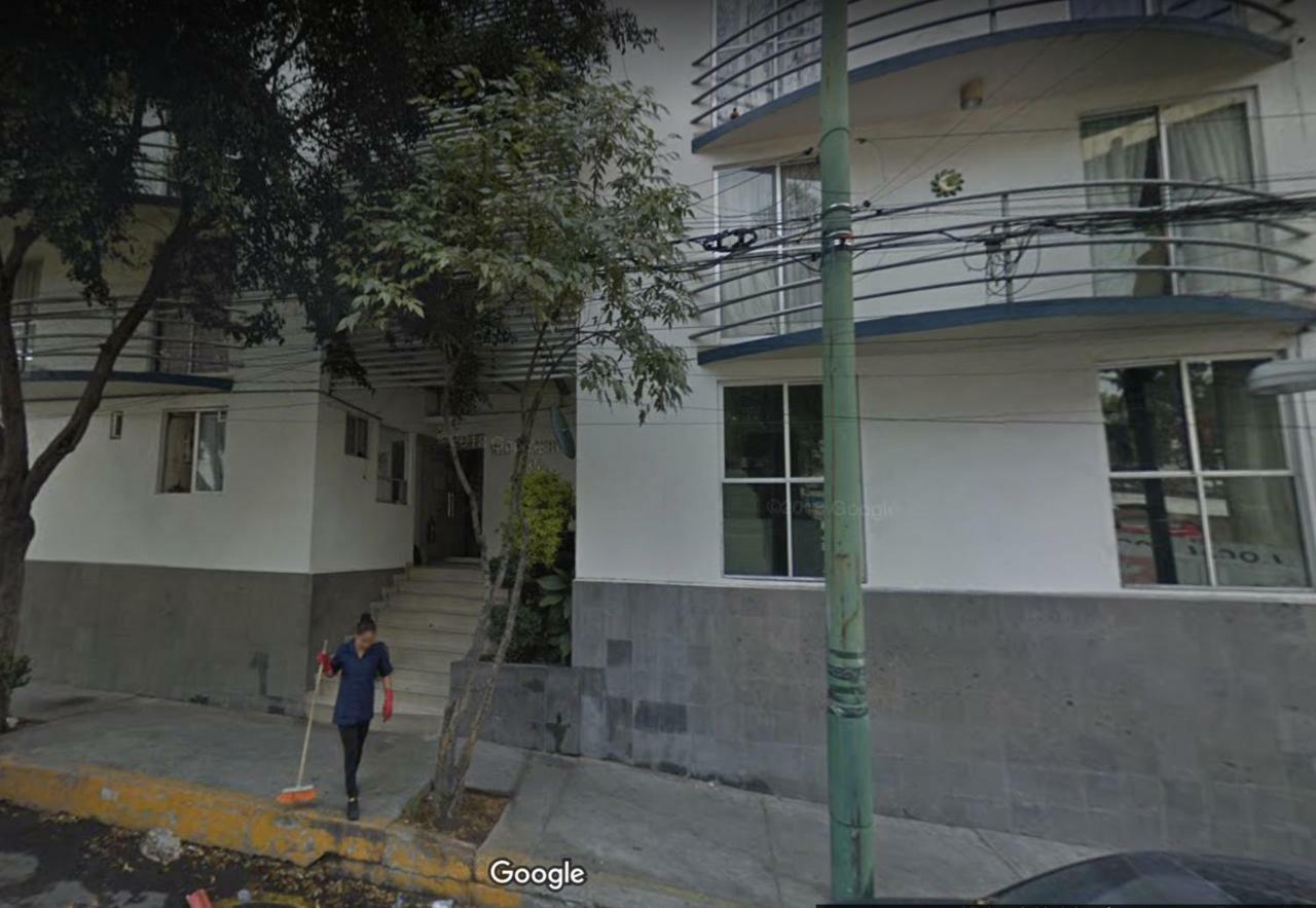 Becerra * Mexico City